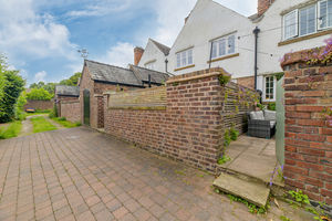 Rear- click for photo gallery